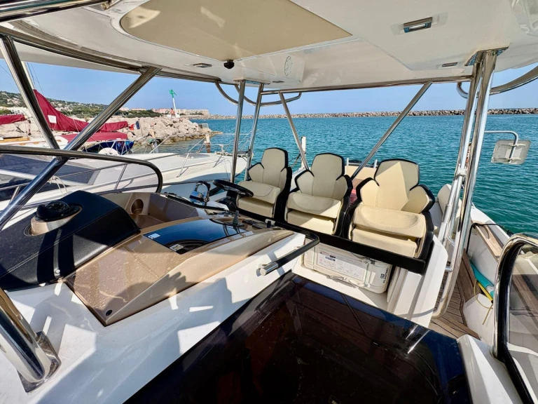 Luxury Yacht hire in Sète - Sessa Marine Key Largo 36