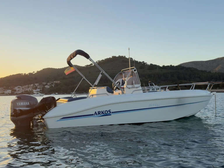 Motorboat to hire Alcúdia at the best price