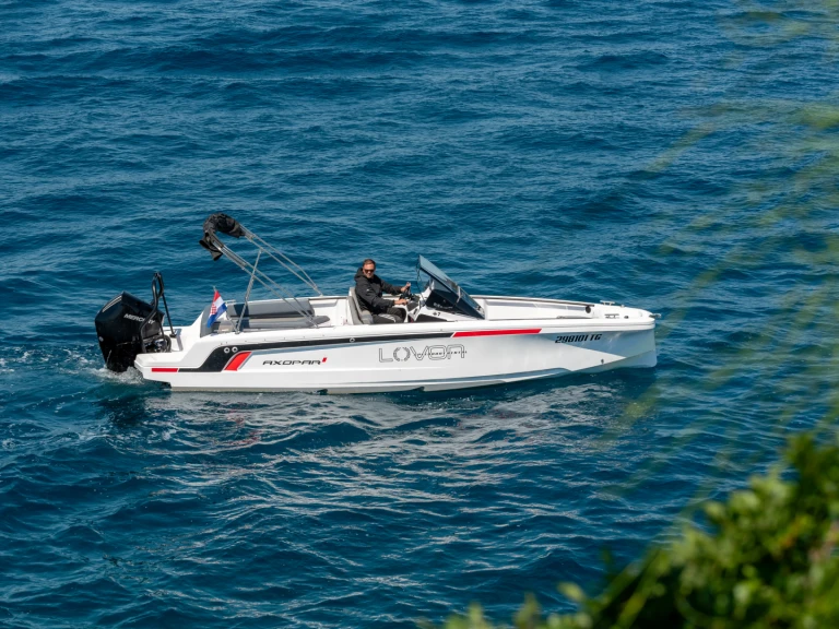 Motorboat hire in Split - Axopar 22 Spyder