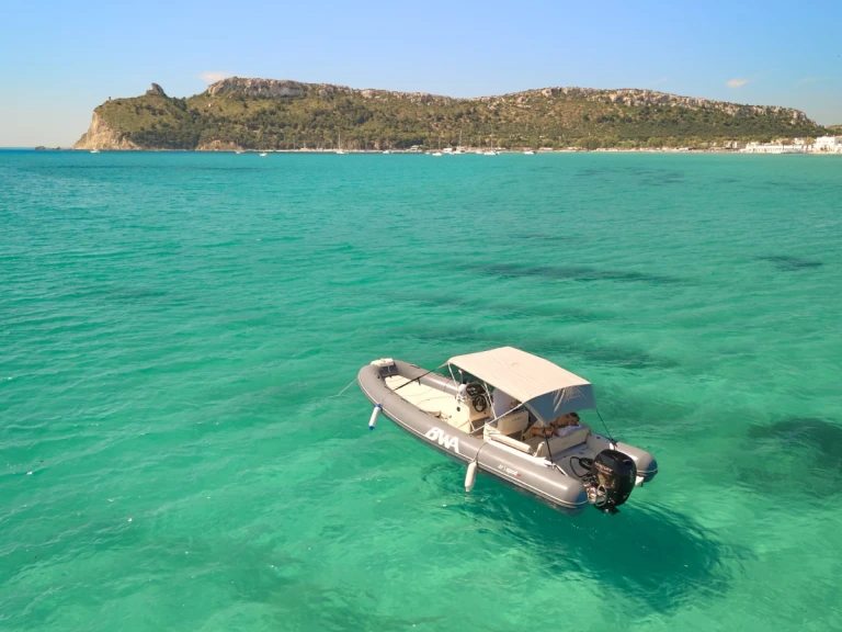 Yacht charter Cagliari - Bwa Sport 22 GT on SamBoat