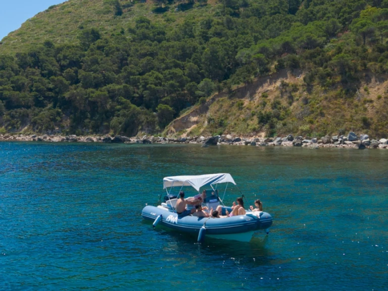 Charter a Bwa Sport 22 GT in Cagliari on Samboat