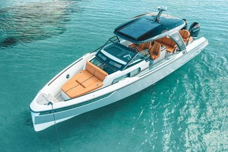 Saxdor Saxdor 320 GTO charter bareboat or skippered in  Antibes