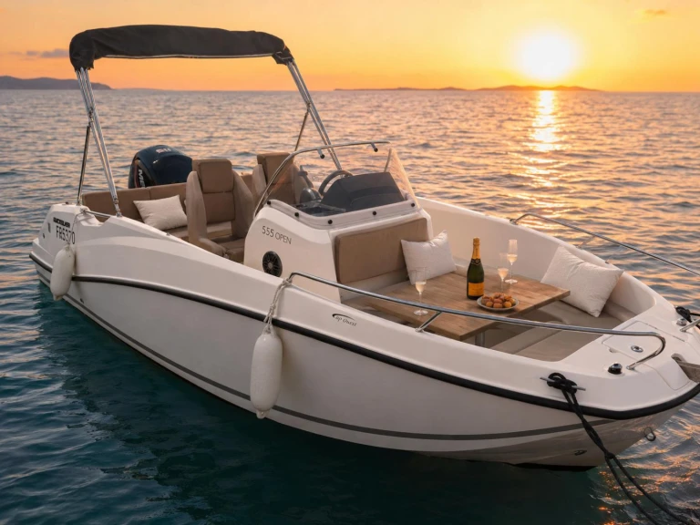 Charter a Quicksilver Activ 555 Open in Saint-Laurent-du-Var on Samboat