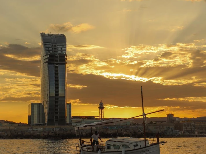 Hire Motorboat Menorquin-Yachts with a boat licence
