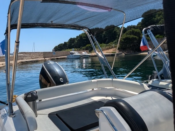Yacht hire Mandelieu-la-Napoule cheap BSC 70 Sport