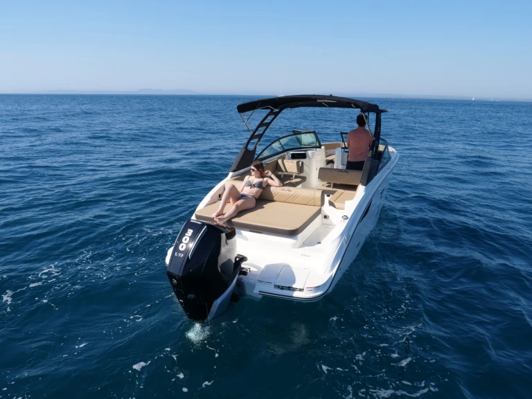 Yacht charter Roses - Sea Ray SDX OB on SamBoat