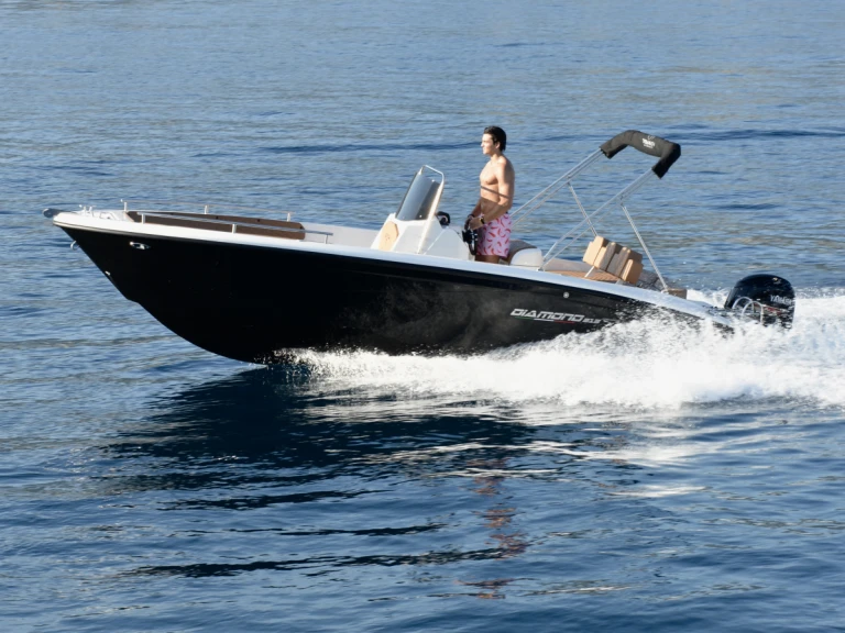 Hire a Trimarchi Diamond 215 Santa Margherita Ligure