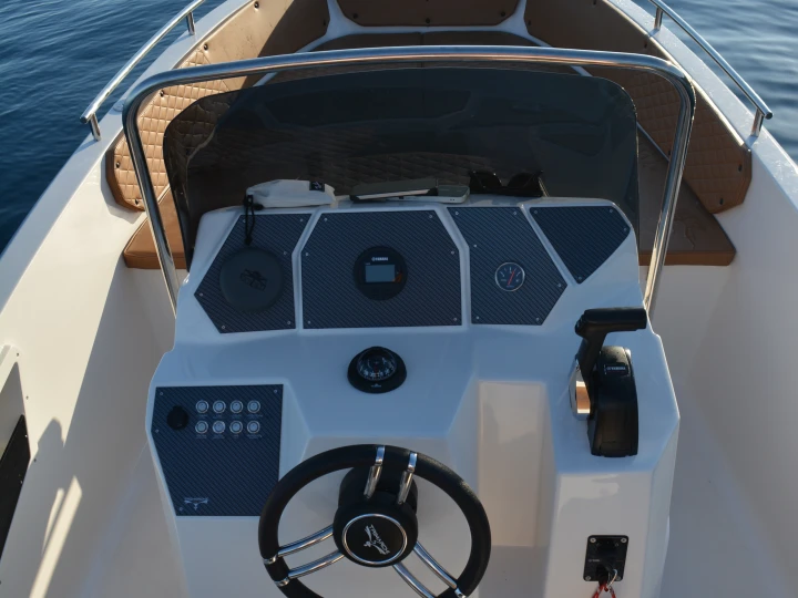 Motorboat hire in Santa Margherita Ligure - Trimarchi Diamond 215