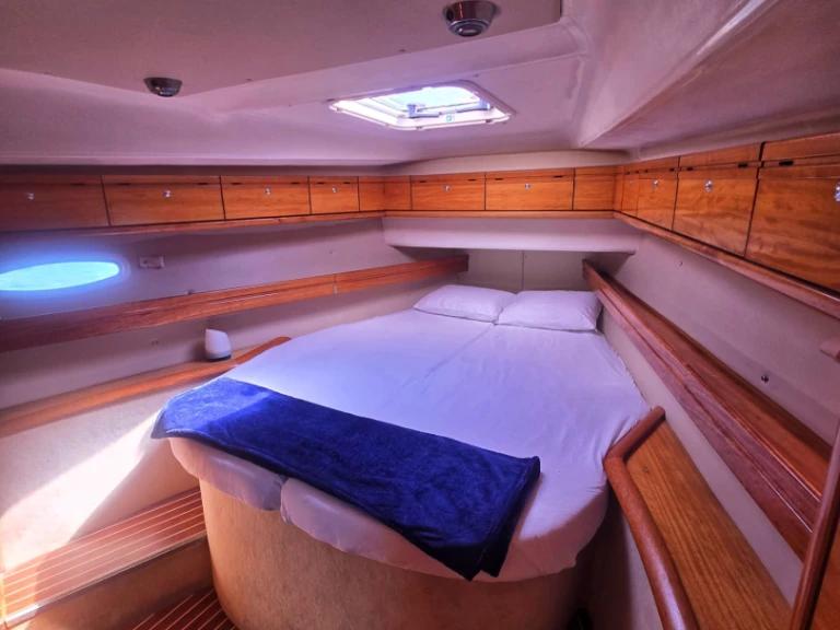 Charter a Bavaria 46 in La Ràpita on Samboat