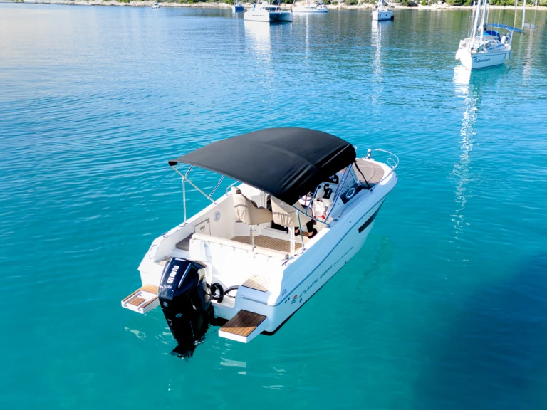 Hire Motorboat Atlantic with a boat licence
