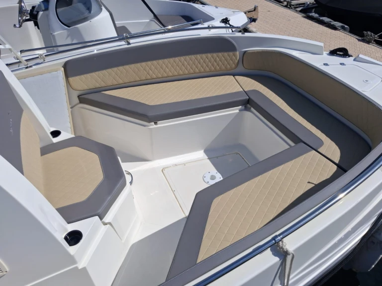 Yacht hire Sanguinet cheap CL 620