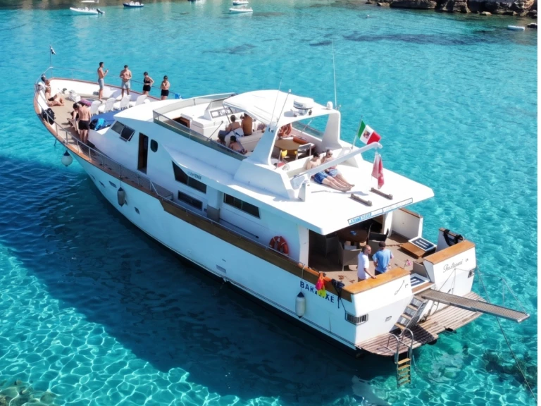Luxury Yacht hire in Trapani - DeCesari Shalimar IV