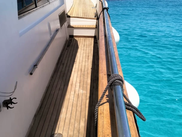 Charter a DeCesari Shalimar IV in Trapani on Samboat