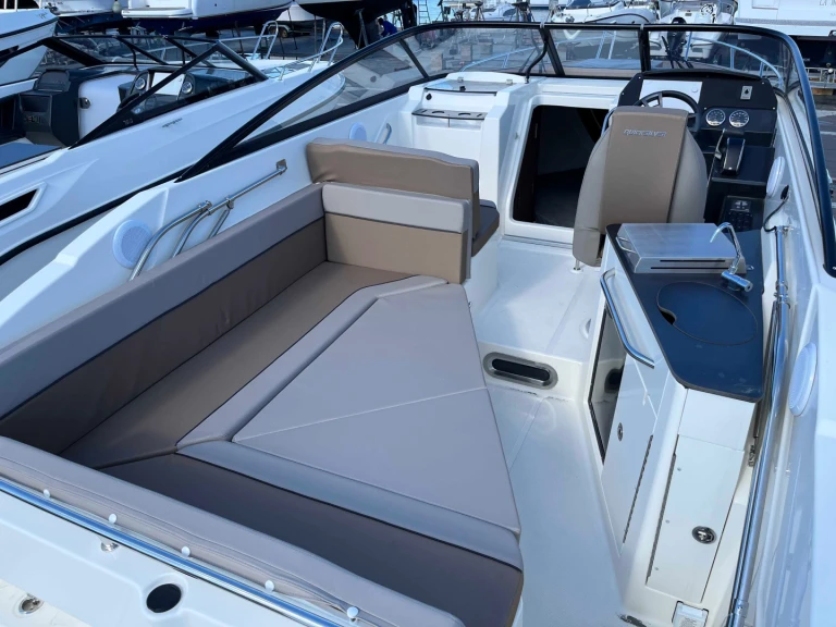 Hire Motorboat with or without skipper Quicksilver La Rochelle