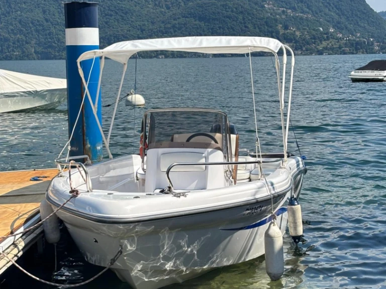 Motorboat to hire Ghiffa at the best price