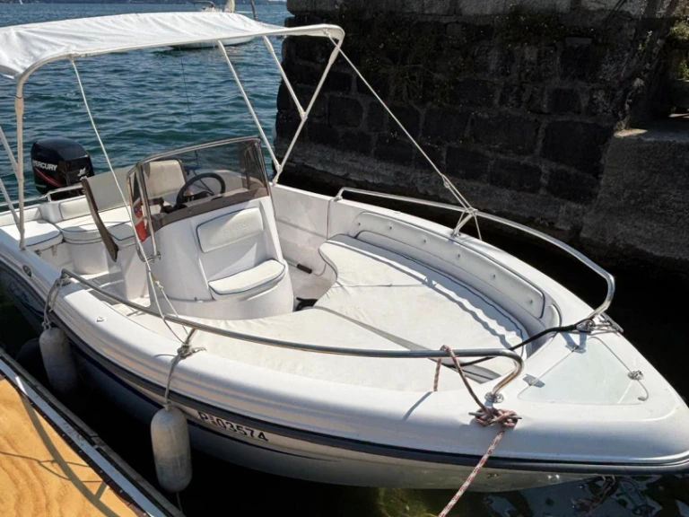 Yacht charter Ghiffa - Ranieri Voyager 17 on SamBoat