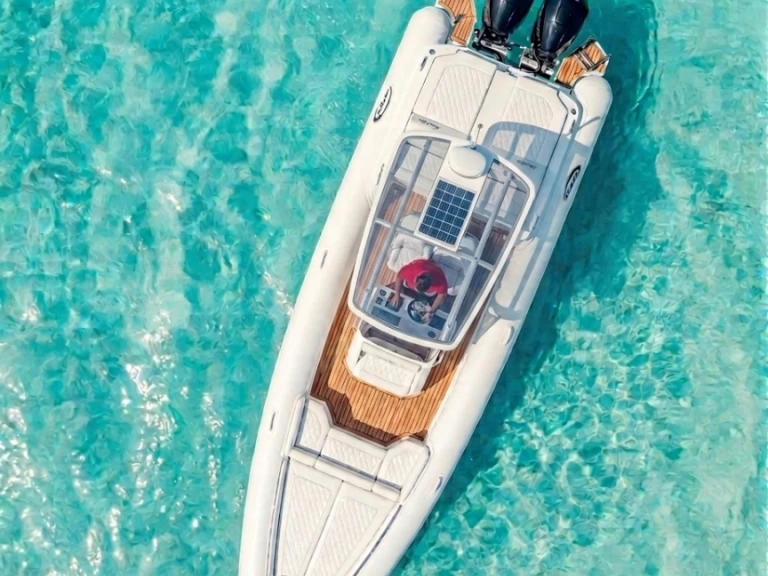 RIB hire in Zakynthos - Seafighter T30
