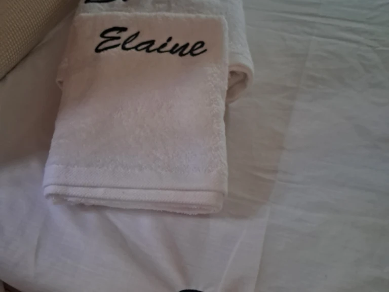 Hire a Sealine Sealine S38 Rhodes (City)