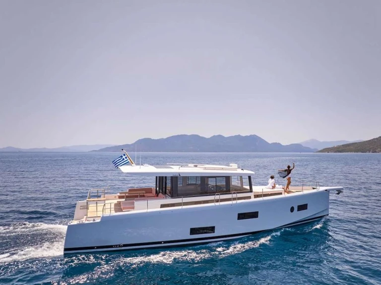 Yacht charter Ornos -  LADY D on SamBoat