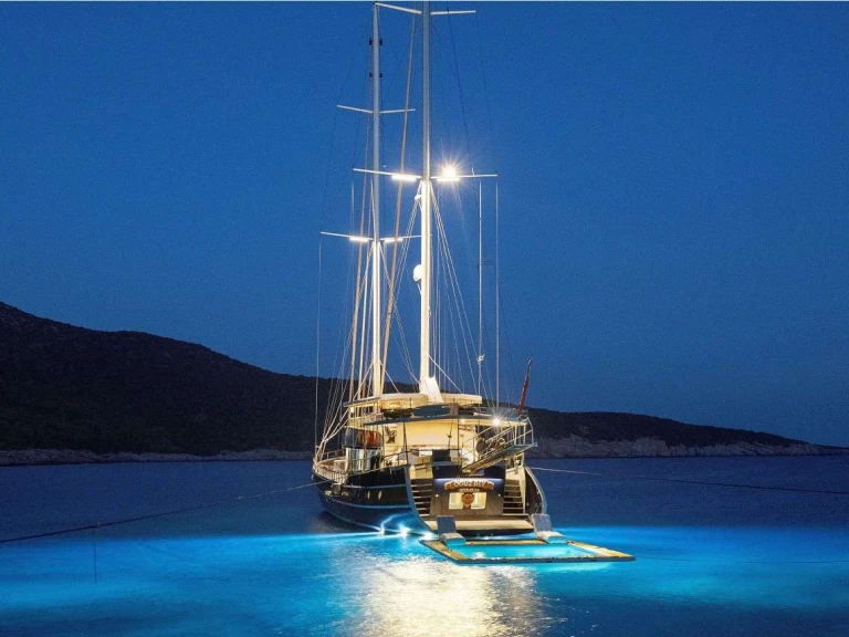 Yacht hire Bodrum cheap OGUZ BEY