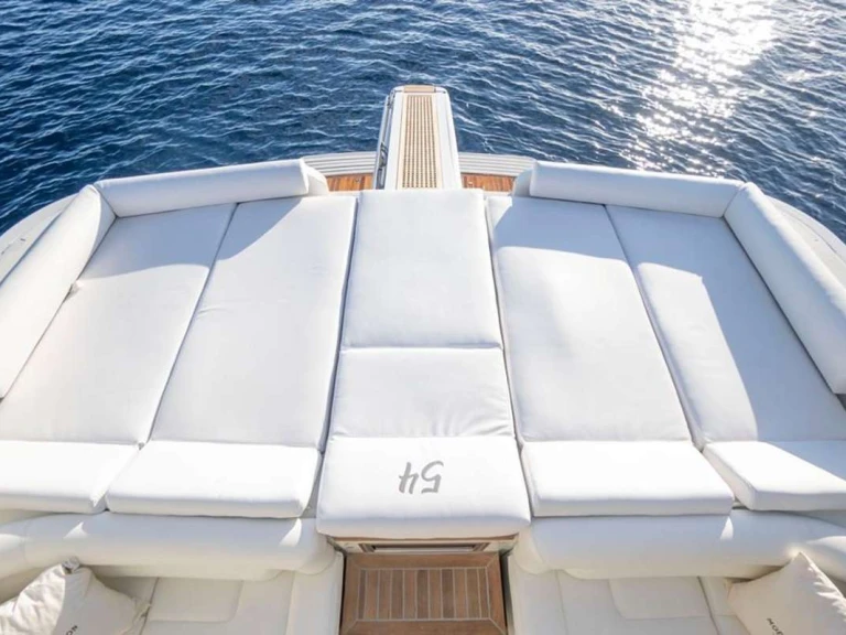 Luxury Yacht hire in Kalo Livadi - Pershing LA KOUPETI