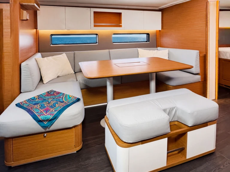 Hire Sailboat Dufour with a boat licence