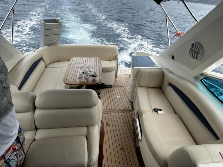 Hire Motorboat with or without skipper Sealine Rhodes (City)