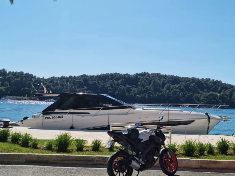 Motorboat hire in Šibenik - Rio Yachts Parana 38