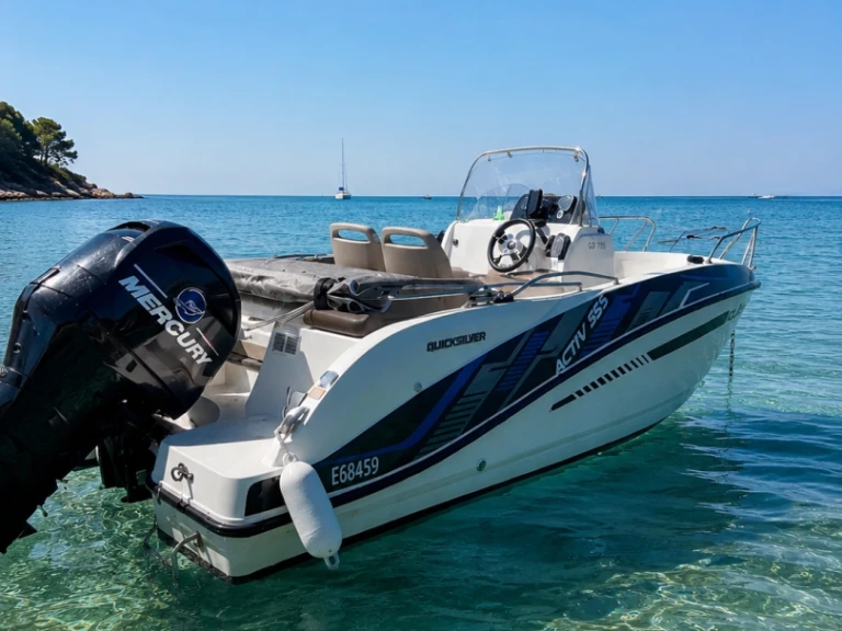 Hire a Quicksilver Activ 555 Open Edition Smart Port-Camargue