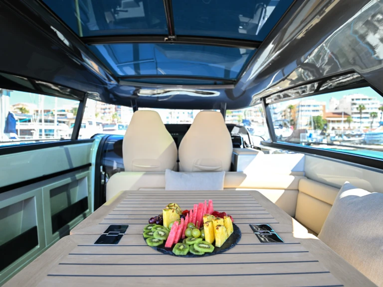 Yacht charter Ibiza Town - Focus 3X on SamBoat