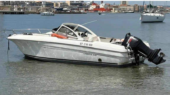 Hire a Bénéteau Ombrine 630 Sète