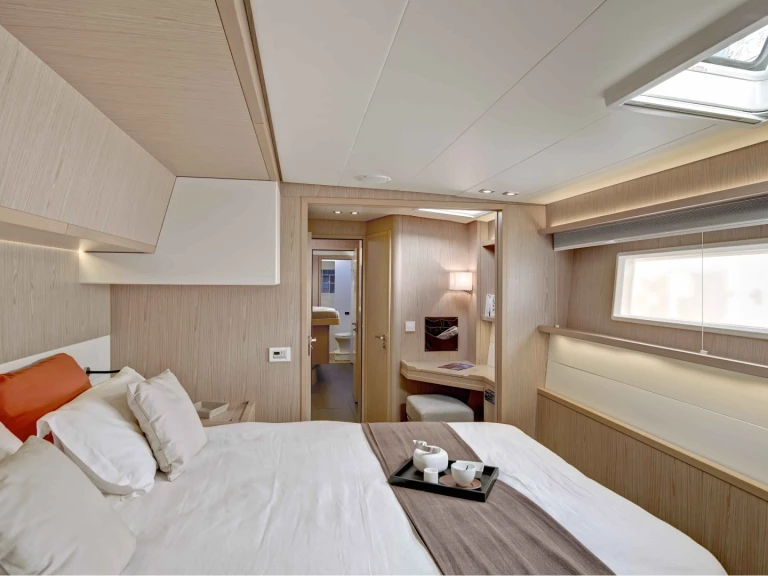 Hire Catamaran with or without skipper Lagoon Cannes