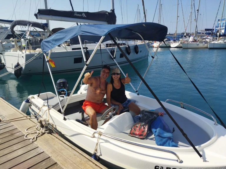 Motorboat hire in Arona - Dipol D-400 F1RST