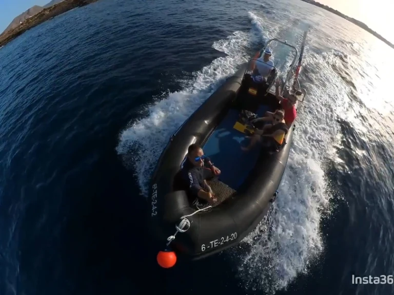 RIB hire in Las Galletas - Zodiac Explorer 640