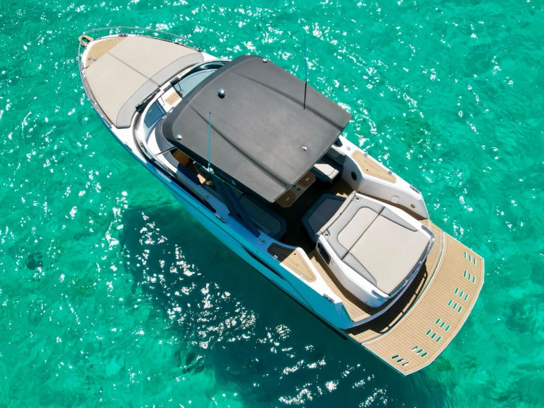 Yacht hire Ibiza Town cheap 28