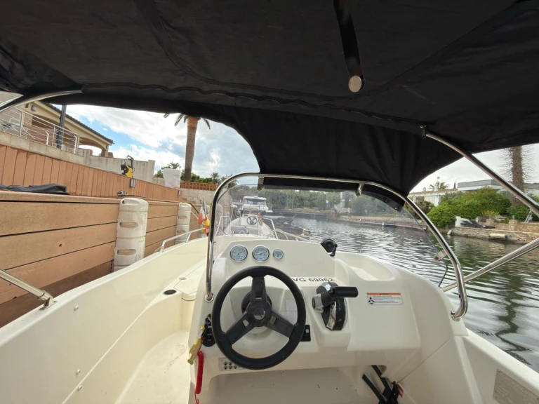 Hire Motorboat with or without skipper Quicksilver Empuriabrava