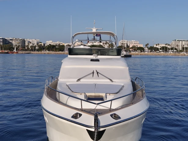 Yacht hire Marina Baie des Anges, France cheap 68