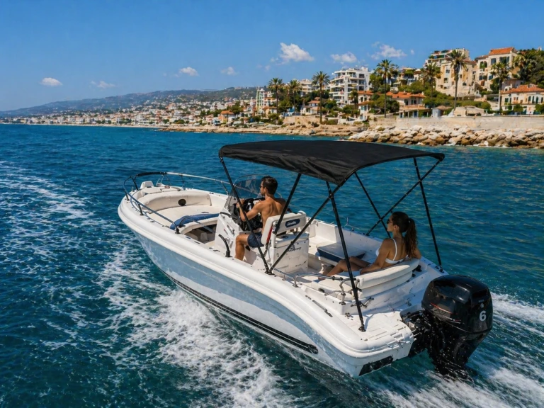 Yacht hire Saint-Laurent-du-Var cheap Shark 17