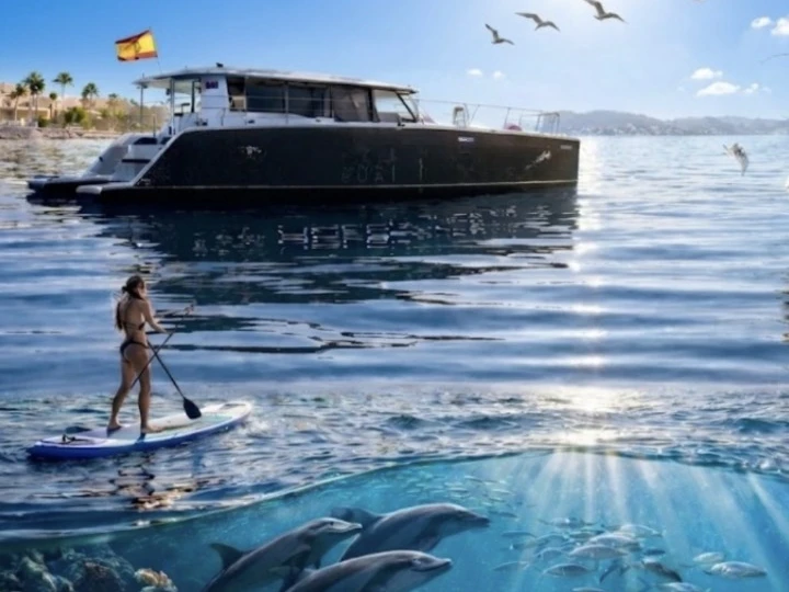 Hire Catamaran Aventura with a boat licence