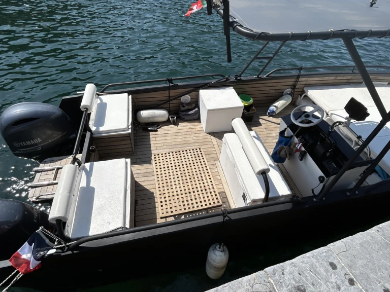 Yacht hire Hendaye cheap Catamaran One Off