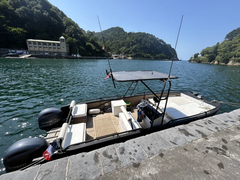 Motorboat hire in Hendaye - Pita Yacht Catamaran One Off