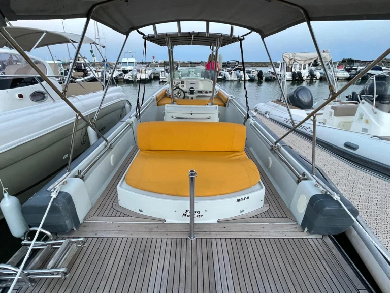 Yacht charter La Rochelle - STS Expression 29 on SamBoat