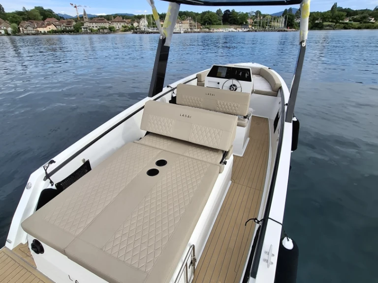 Yacht hire Yvoire cheap Lasai 22 GL