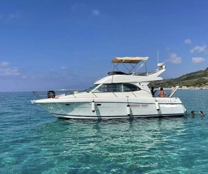 Motorboat to hire Marseille at the best price