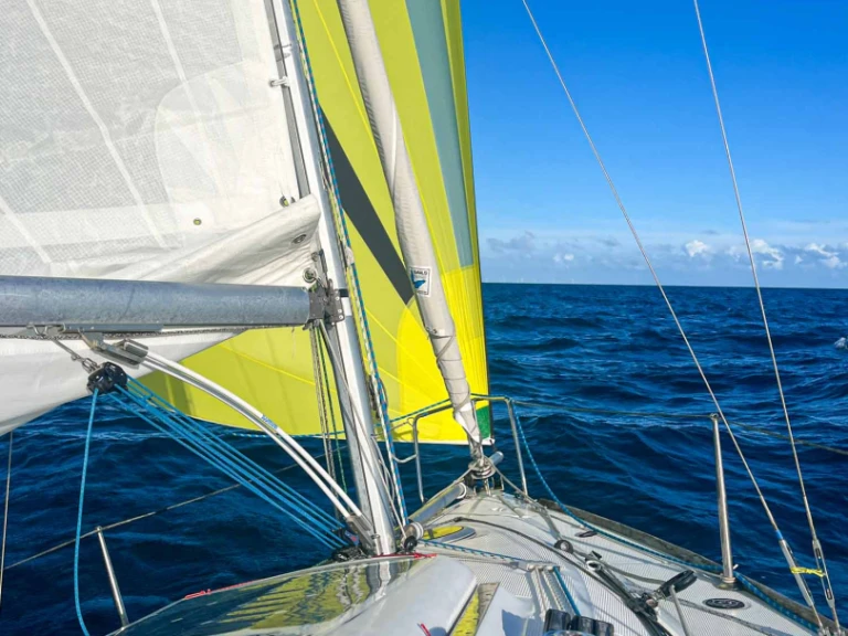 Bénéteau First 21.7 charter bareboat or skippered in  La Baule-Escoublac