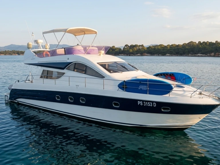 Yacht hire Golfe-Juan cheap 52
