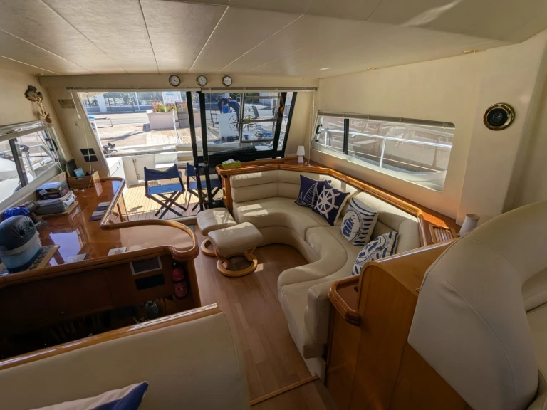 Yacht charter Golfe-Juan - Raffaelli 52 on SamBoat