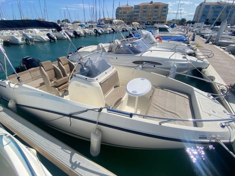 Hire a Marsea Marsea CM 100 Marseille