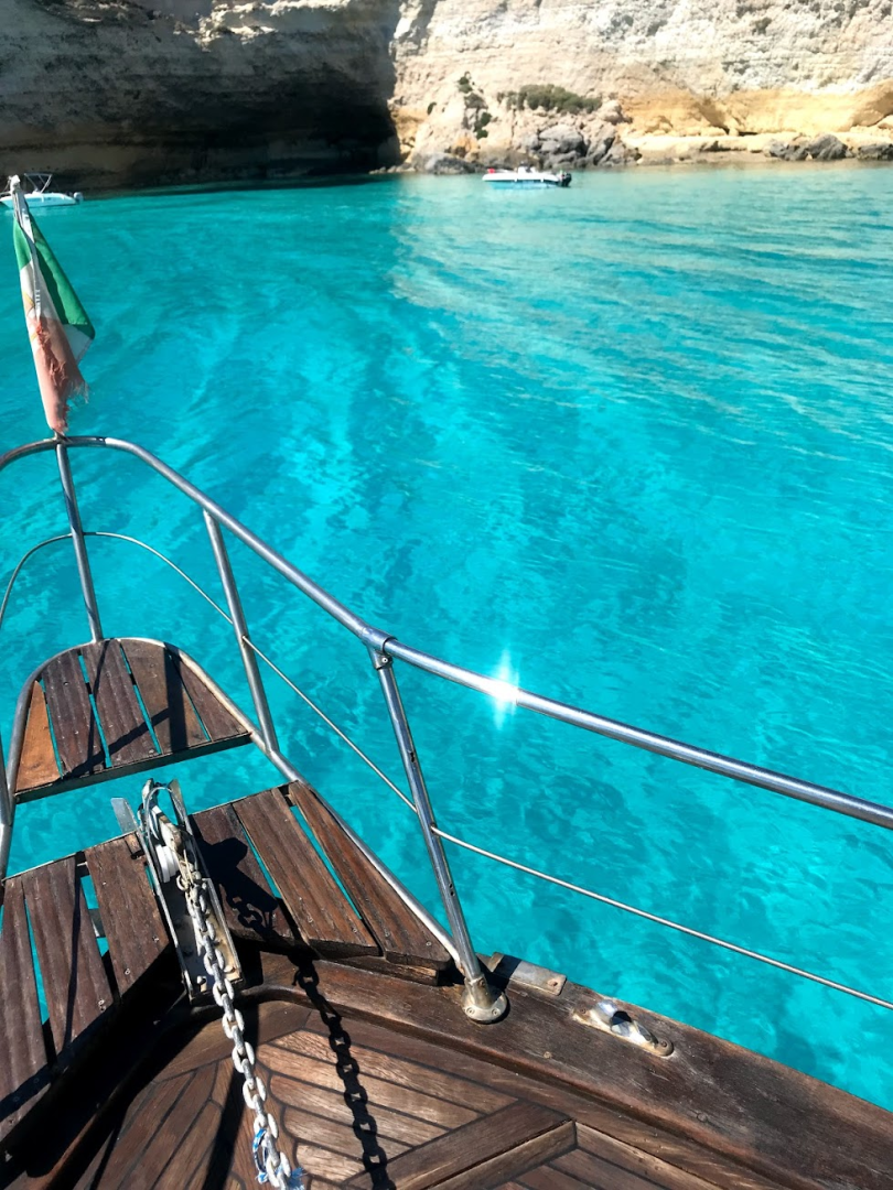 Motorboat hire in Lampedusa - Gozzo cabinato