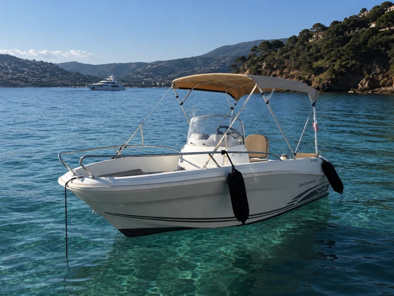 Motorboat to hire Mandelieu-la-Napoule at the best price